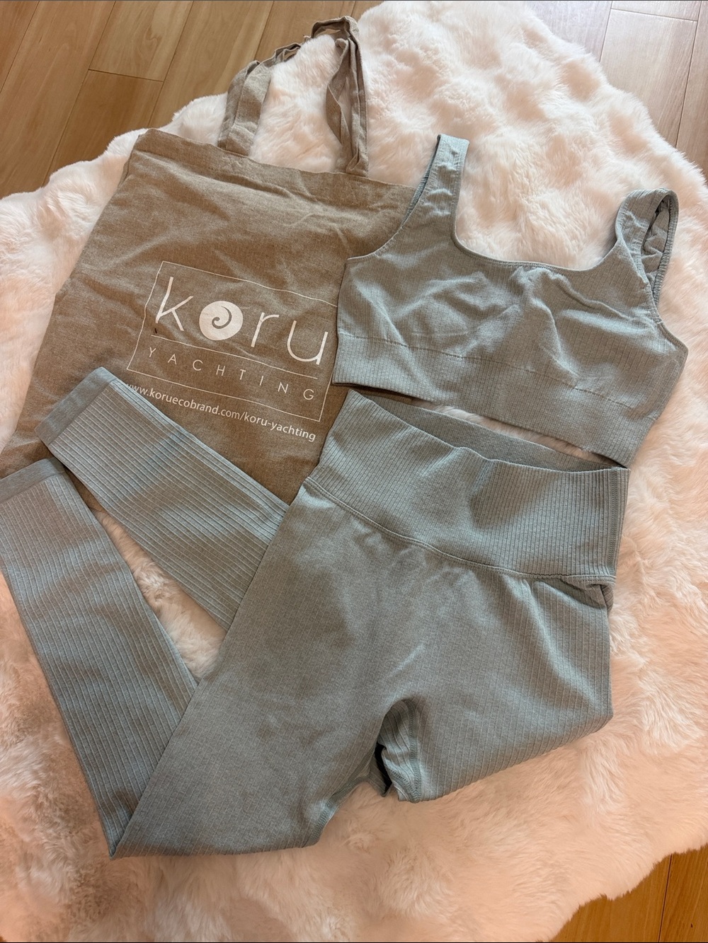 ALO Yoga Ribbed Seamless Set in Sage Green
